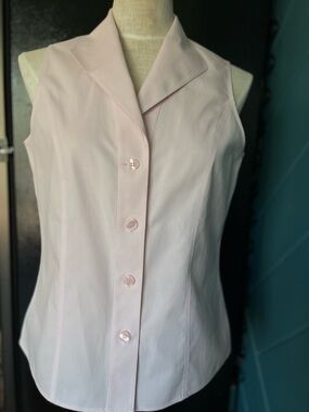 Jones NY no iron size 8 sleeveless full button down blouse pink 100% cotton